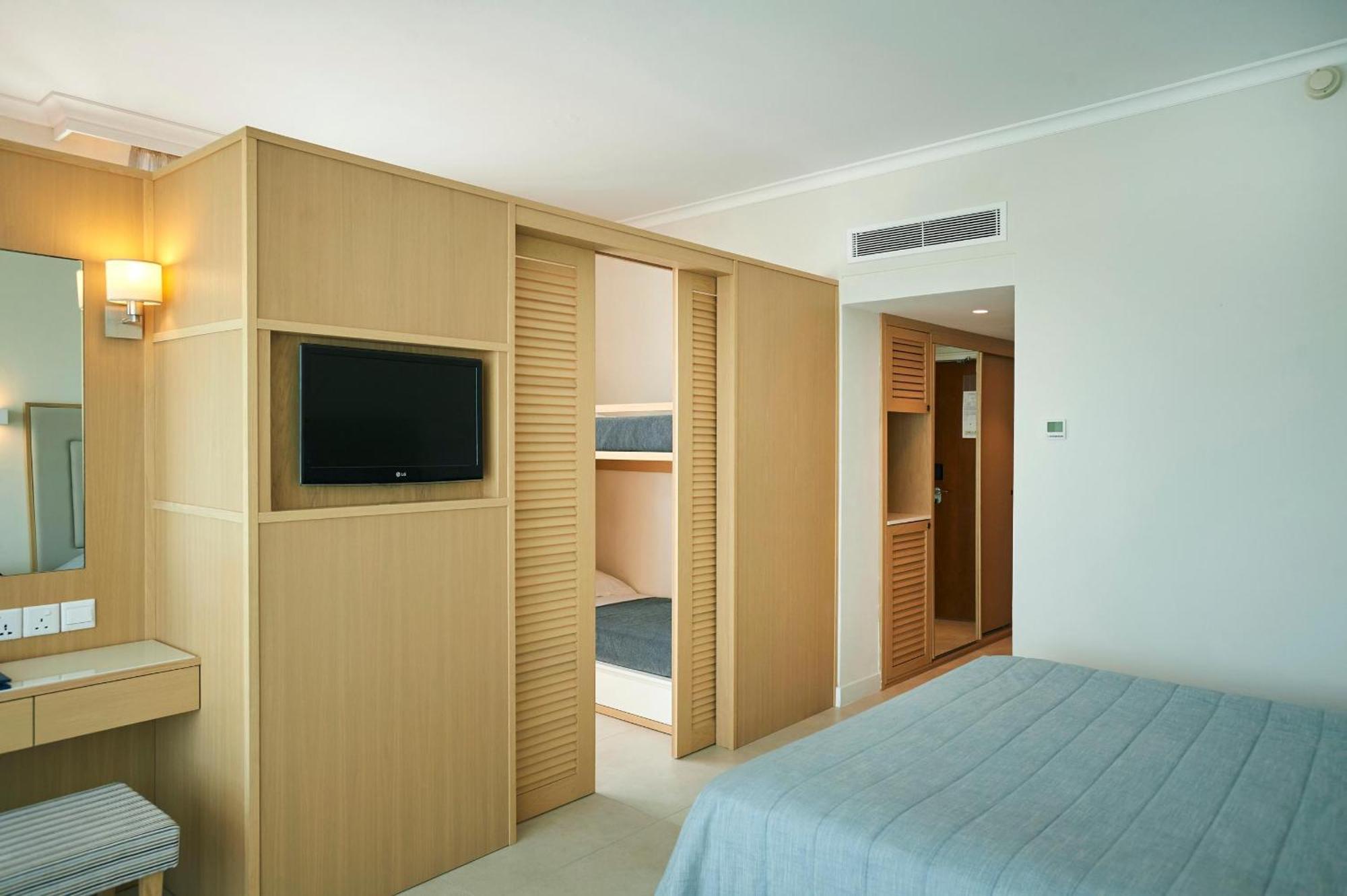 Sunrise Beach Hotel 普罗塔拉斯 外观 照片